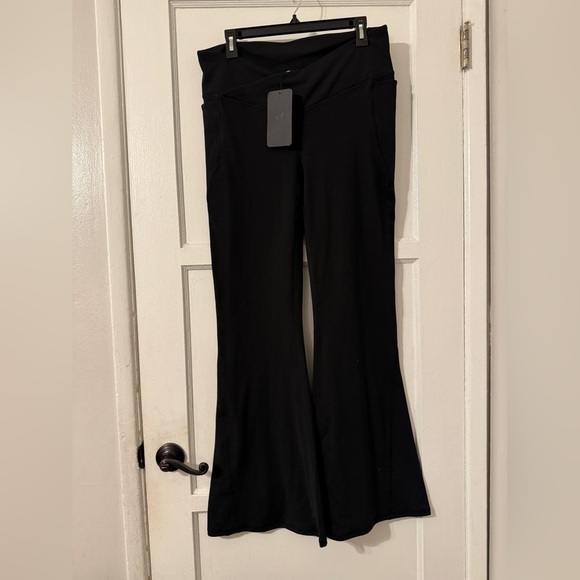 Fabletics Oasis PureLuxe High-Waisted Crossover Flare Sz XL TALL - Picture 6 of 8